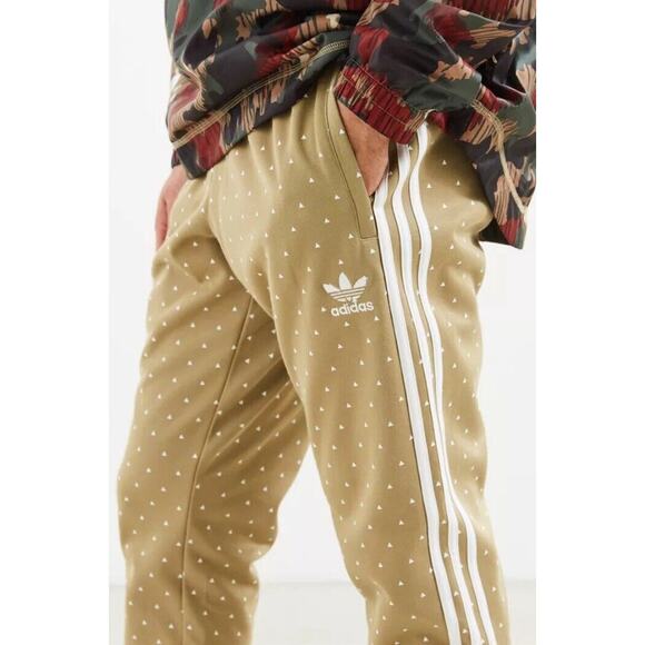 Adidas x Pharrell Williams Hu Hiking RareTracksuit 2pc Beige White READ Please - Picture 2 of 13